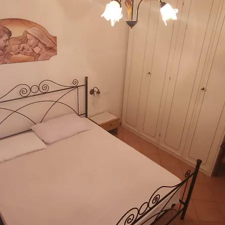 度假居 Sole Terra E Mare Casa Chiara *