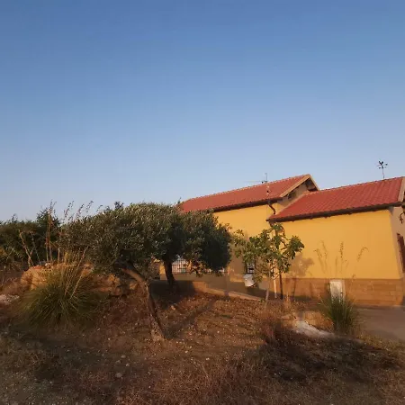 Sole Terra E Mare Casa Chiara Montallegro